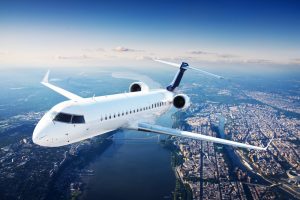 äga ett privatjet